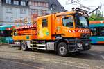 VGF Mercedes Benz Actros 1843 Turmdrehwagen mit Hilton Kommunal GmbH Aufbau der Fahrstromtechnik am 19.09.26 beim 30 Jahre VGF Jubil�umsfest in Frankfurt Eckenheim