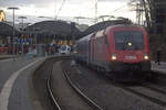 Taurus ÖBB 1116 051 von ÖBB kommt mit dem Nightjet aus Wien-Innsbruck(A) nach Brüssel(B) und steht in Aachen-Hbf. 
Aufgenommen am Bahnsteig 6 in Aachen-Hbf. 
Am Morgen vom 30.1.2020.