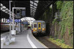 Der Altbau Elektrotriebwagen 647 der SNCB steht hier am 20.07.2020 um 15.01 Uhr im Gleichstrombereich des Aachener HBF zur Abfahrt nach Spa bereit.