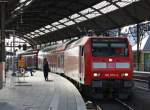 146 010 mit dem RE10133 nach Hamm kurz vor der Abfahrt in Aachen Hbf 22.8.09