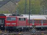 111 149-1 steht kalt abgestellt am Aachener Hbf, 25.4.10