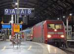 101 118-8 mit dem IC1919 aus Leipzig nach Kln Hbf beim Halt in Aachen Hbf, 31.10.10