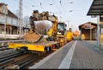 VDE 8 Komplexmaßnahme Halle Rosengarten–Angersdorf  ▶ Standort: Bahnhof Angersdorf    Zwei Zweiwegebagger Liebherr A 922 Rail Litronic sind im Bahnhof Angersdorf übers Wochenende