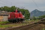 260 109-4 beim rangieren in Bad Honnef im Hintergrund der Drachenfels, am 27.05.2018.