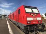 RB 34 nach Glauburg-Stockheim steht im Bahnhof Bad Vilbel.