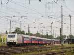 185 666 von Lokomotion verlsst am 26.Juli 2014 mit einem Sonderzug nach Kornwestheim den Bahnhof Bamberg in Richtung Wrzburg.