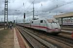 401 076-5 als ICE 278 von Interlaken Ost nach Berlin Ostbahnhof am Mittag des 15.09.13 beim Personalwechsel in Basel Bad.