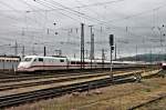 Ausfahrt am Morgen des 02.05.2014 von 401 586-3 als ICE 372 (Interlaken Ost - Berlin Hbf (tief)) aus dem Badischen Bahnhof von Basel in Richtung Freiburg.