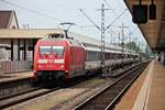 Am 22.07.2015 bespannte 101 082-6 den EC 9 (Hamburg Altona - Zürich HB), als sie aus dem Badischen Bahnhof von Basel in Richtung Basel SBB fuhr.