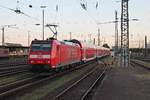 Nachschuss am Morgen des 31.07.2015 auf die Freiburger 146 115  Baden Württemberg erfahren/Landkreis Breisgau-Hochschwarzwald , als sie ihren RE (Basel Bad Bf - Offenburg) aus dem Startbahnhof