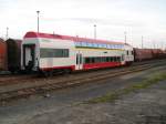 Steuerwagen 087 der CFL wartet am 09.12.2008 in Bautzen auf die berfhrung nach Luxemburg