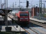 Ob RE oder IC bei jeden Zug der in Bergen/Rgen hlt und weiter in Richtung Lietzow fhrt,gibt es das Gesprch zwischen Lokfhrer und Servicepersonal.Am 19.April 2011 war der Lokfhrer von der 101 135