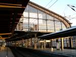 Bahnhof Berlin Friedrichstrae am 01.10.2004 bei Sonnenuntergang