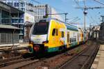 Hier 445 115-9  Eberswalde  als RE2 (RE79469) von Cottbus nach Wittenberge, bei der Einfahrt am 30.6.2015 in Berlin Friedrichstraße.