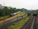 Cargo Unit 5370 052-0 (193 058)  Sołek  zieht EC 249 von Berlin-Gesundbrunnen Richtung Warschau.

Berlin, der 21.06.2023