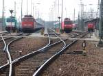 Gleich drei internationale Zge standen am 03.April 2010 im Abstellbahnhof Berlin Grunewald.Von links 186 241 mit dem EC 47 nach Warschau in der Mitte 115 459 mit dem D 441 nach Kiew und 145 067 mit