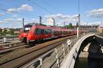 442 127-7 erreicht am 20.05.2020 als RB21 (RB18676) von Berlin Friedrichstraße nach Wustermark den Berliner Hauptbahnhof. 