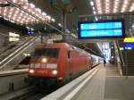 EC 176 aus Brno hat in Berlin Hbf einen lngeren Aufenthalt,bevor 101 087 am 17.April 2011 weiter nach Hamburg Altona fuhr.