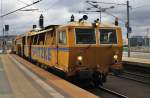 Hier ein Bauzug, bei der Durchfahrt am 25.2.2012 durch Berlin Hbf.