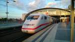 ICE 547 von Kln/Bonn Flughafen nach Berlin Ostbahnhof.Aufgenommen am 30.10.2013 in Berlin Hbf