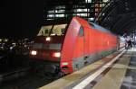 Hier 101 043-8 mit IC145 von Amsterdam Centraal nach Berlin Ostbahnhof, dieser Zug stand am 18.12.2015 in Berlin Hbf.