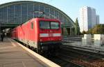 DB 112 120-1 mit RE1 nach Magdeburg am 28.9.2008 in Berlin-Ostbahnhof.