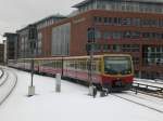 BR 481 als S3 nach S-Bahnhof Berlin-Friedrichshagen am Ostbahnhof Berlin.(13.2.2010)