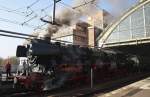 Hier 52 8177-9 mit DPN92694 von Berlin Ostbahnhof nach Berlin Ostbahnhof, dieser Zug stand am 29.10.2011 in Berlin Ostbahnhof.