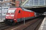 Hier 101 094-1 mit IC141 von Amsterdam Centraal nach Berlin Ostbahnhof, dieser Zug stand am 14.7.2014 in Berlin Ostbahnhof.