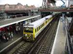 Lichtraumprofilmesszug der DB Netz, am 22.06.2011, bei der Durchfahrt durch den, sich im Umbau befindlichen, Bahnhof Berlin Ostkreuz.