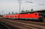 Hier 143 818-3 mit einer RB14 (RB28755) von Berlin Schönefeld Flughafen nach Altdöbern, dieser Zug stand am 30.4.2012 in Berlin Schönefeld Flughafen.