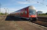 Hier eine RB14 (RB28754) von Senftenberg nach Berlin Schönefeld Flughafen, bei der Einfahrt am 3.10.2012 in Berlin Schönefeld Flughafen.