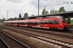 Hier 442 331-5 als RE7 (RE18721)  Airport-Express  von Wünsdorf-Waldstadt nach Dessau Hbf., dieser Triebzug stand am 28.6.2014 in Berlin Schönefeld Flughafen.