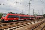 Hier 442 634-2 als RE7 (RE18721)  Airport-Express  von Berlin Schönefeld Flughafen nach Bad Belzig mit 442 336-4 als RE7 (RE18721)  Airport-Express  von Wünsdorf-Waldstadt nach Dessau Hbf.,