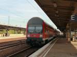 Im Bahnhof Berlin Flughafen Schönefeld steht am 02.