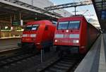 101 027-1 und 101 060-2 (Zugschluss) treffen am 28.5.2017 mit dem E28736 nach Lutherstadt Wittenberg Hauptbahnhof in Berlin Südkreuz auf 101 021-4 mit dem IC2070 von Berlin Südkreuz nach