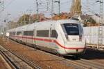 412 018 (0812 018-1)  Freistaat Bayern  fährt am 30.10.2021 als ICE371 von Berlin Ostbahnhof nach Basel SBB aus Berlin Spandau aus.