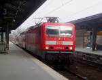 143 564 kommt mit dem RE4 nach Rathenow am 30.01.2006 in den Bahnhof Berlin Zoologischen Garten eingefahren.