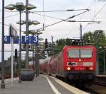 143 818 mit einem S-Bahn Ersatzzug nach Berlin Ostbahnhof bei der Einfahrt in Berlin Zoologischer Garten 10.9.09