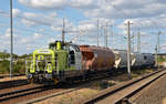 650 093 der Captrain schob am 26.08.18 die restlichen vier Silowagen des Sodazuges aus Stassfurt vom Bahnhof Bitterfeld in den Chemiepark.