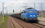 140 037 der Press zog am 07.08.14 einen teils beladenen Autozug durch Bitterfeld Richtung Leipzig.