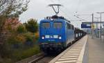 140 038 zog am 26.10.14 einen Autozug durch Bitterfeld Richtung Dessau.