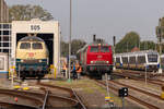 Bahnofsfest 125 Jahre Bremervörde - Stade 30.9.2023. 218 003 und 219 001 beim rangieren in Bremervörde. Standort auf dem geöffneten Fußgängerüberweg beim Bahnhof