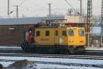 Groe Bauttigkeit im Chemnitzer Hbf.Kann jemand sagen was das fr ein Fahrzeug ist?28.01.2011.