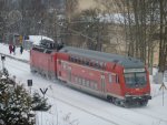 143 926 mit nur 1 Steuerwagen Richtung Chemnitz HBF unterwegs.Wegen Wagenmangel bei der DB am Anfang des Jahres 2011 konnte man solche Kurzzge  sehen ;) 