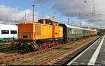 Lichterfahrt ins Lausitzer Braunkohlerevier    Der Sonderzug aus Dresden ist in Cottbus Hbf mit 346 034-2 (V 60 001 | DR V 60 D) angekommen und rangiert jetzt an die Dampflok 50 3648-8 (50 967), die