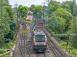 218 256 verließ Crailsheim am 29.5.20 mit leeren Güterwagen. 