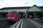 113 309-9 mit dem Az 13409 am 24.05.13 bei der Pinkelpause der Vierbeiner des Zuges in Darmstadt Hbf.