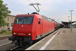 Kesselzug mit 145 092-3 der Beacon Rail Leasing Ltd., vermietet an die HSL Logistik GmbH, durchfährt Dessau Hbf auf Gleis 2 in nördlicher Richtung.