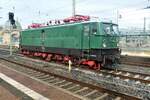 am 22.10.2022 machte die renovierte E 11 013 in Dresden Hauptbahnhof Station